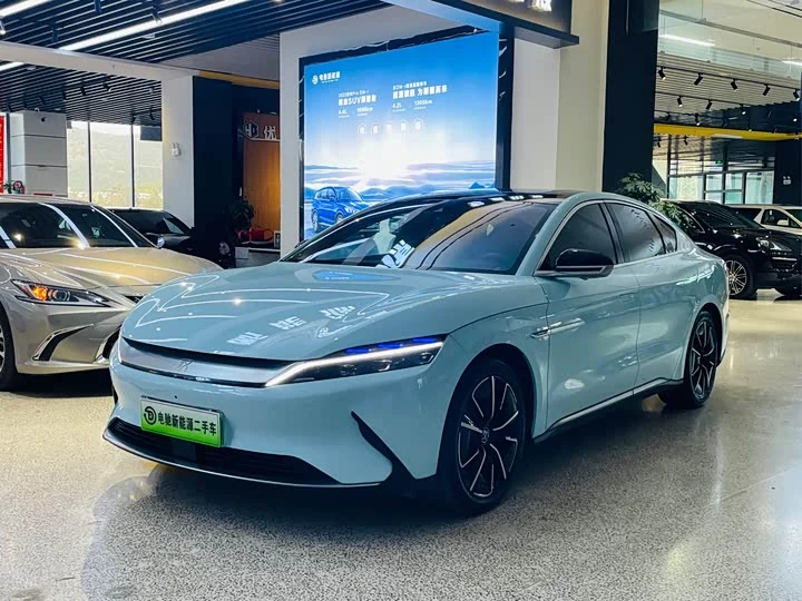 比亚迪 汉 2020款 EV 四驱高性能版旗舰型 前脸实拍